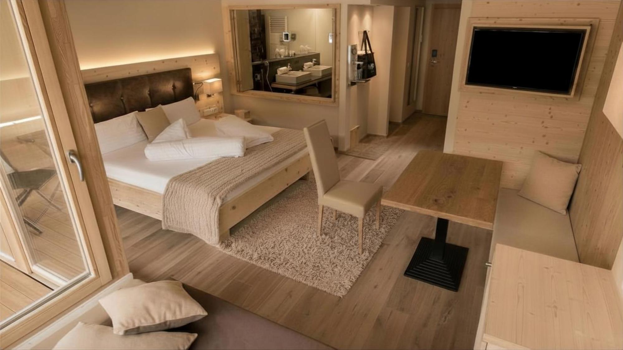 Superior Junior Suite